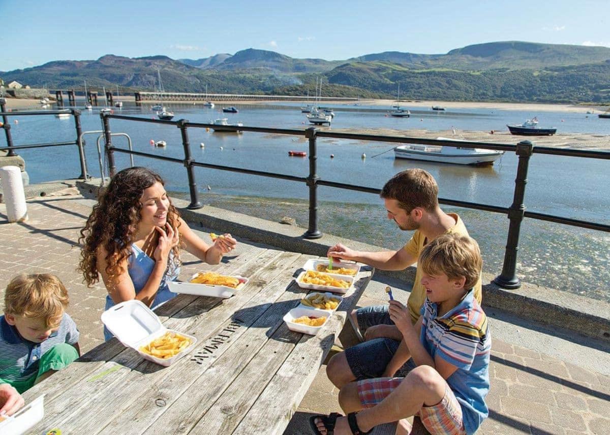 Barmouth Bay Holiday Park Llanddwywe 외부 사진