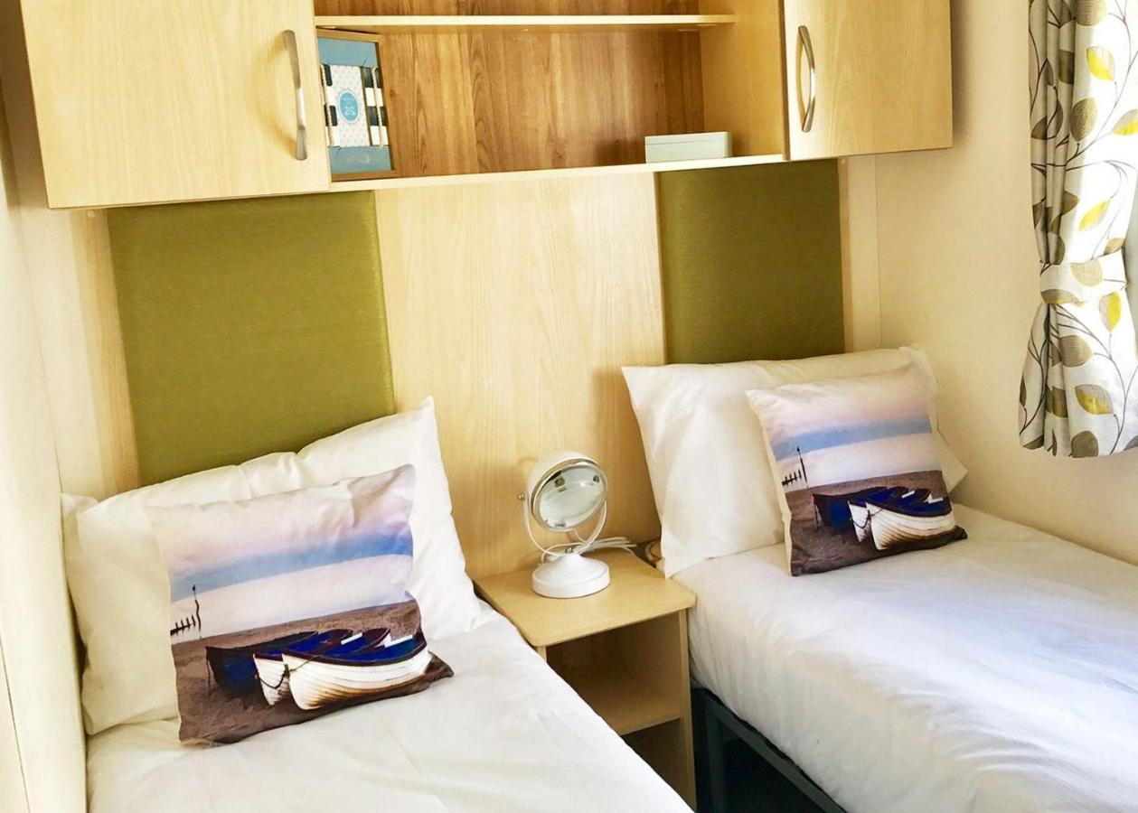 Barmouth Bay Holiday Park Llanddwywe 외부 사진