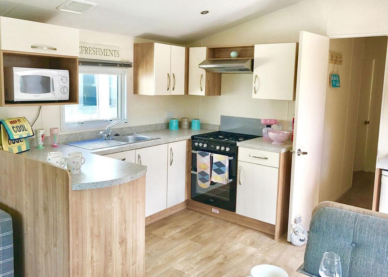 Barmouth Bay Holiday Park Llanddwywe 외부 사진